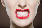 womansneer